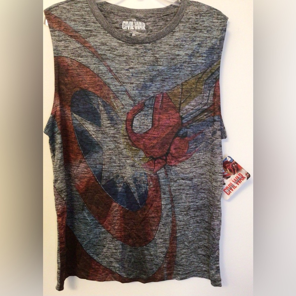 NWT Marvel Captain America Civil War Graphic Tank Top Size XL - Picture 1 of 3